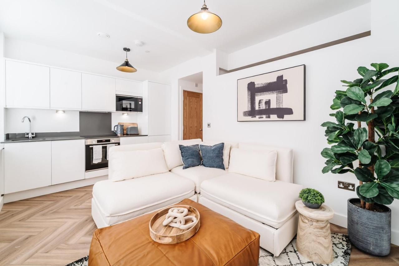 Royal House Stylish Apartments - Chester Extérieur photo