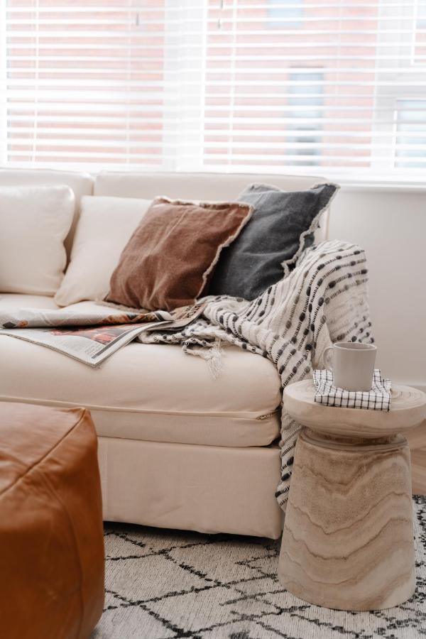 Royal House Stylish Apartments - Chester Extérieur photo