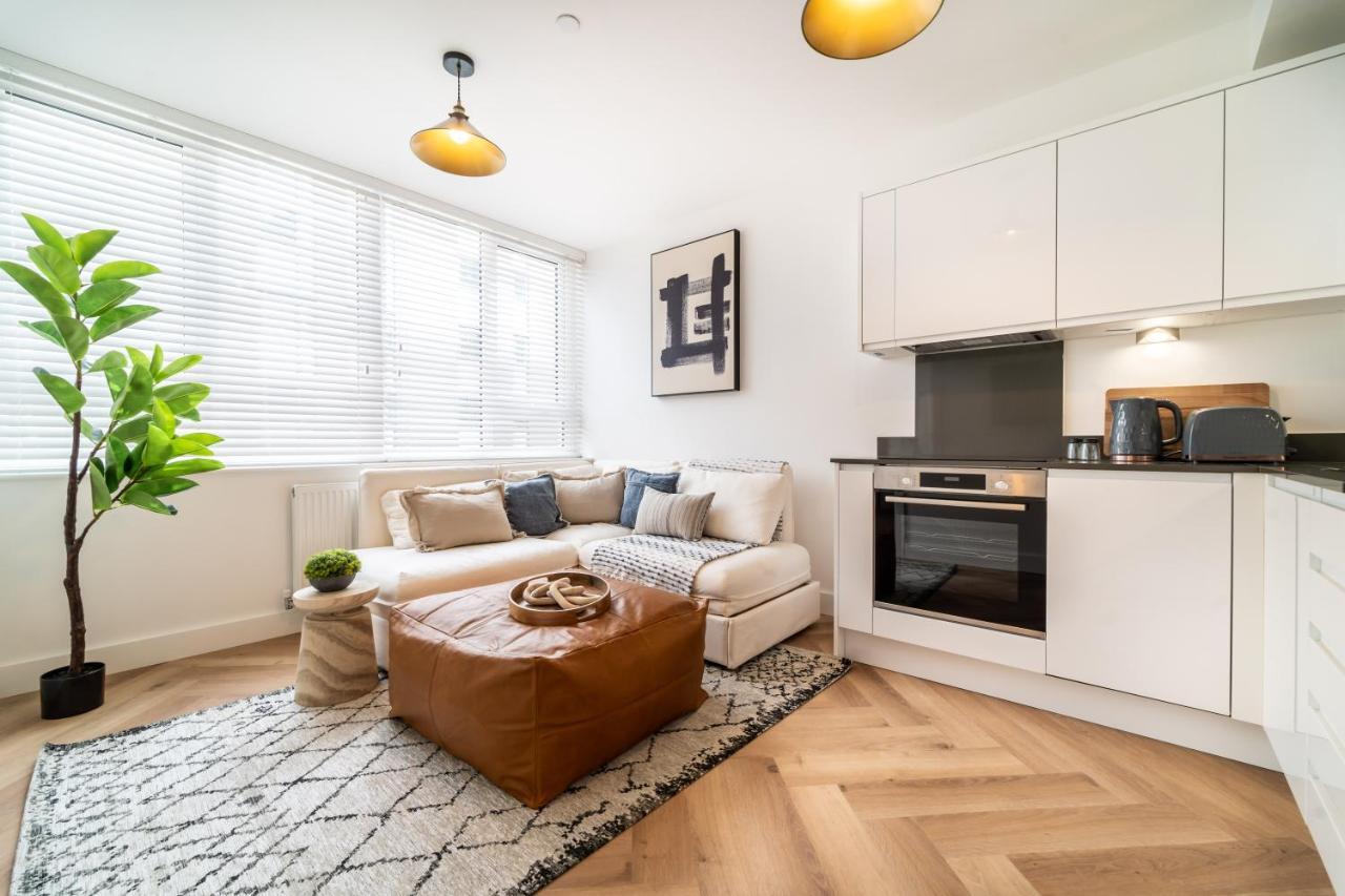 Royal House Stylish Apartments - Chester Extérieur photo
